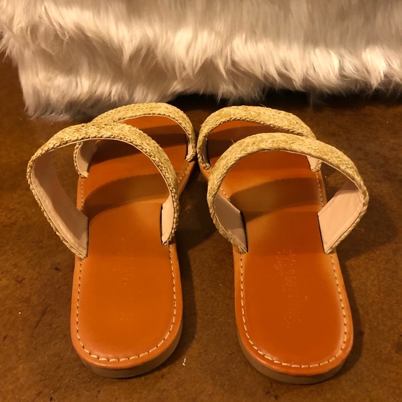 Summer Beach Sandals - Double Band Woven Strap - Picture 2 of 3